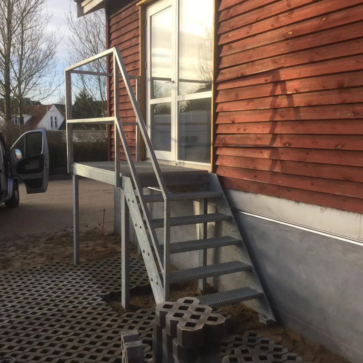 Mindre ståltrappe